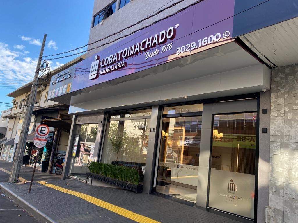 Fachada da sede da Lobato Machado, na Rua Almirante Barroso, em Foz do Iguaçu